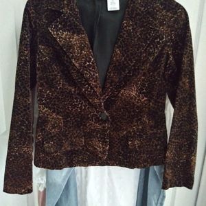 Blazer with leopard print